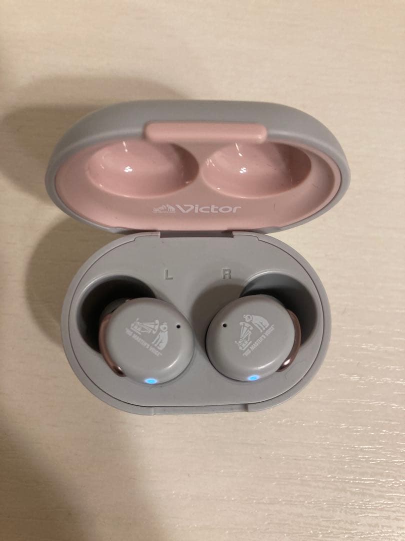 Victor ワイヤレスイヤホン グレー ケース付き