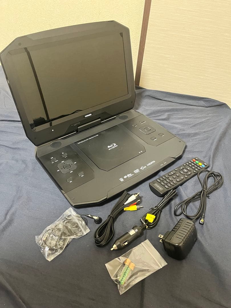 VERSOS 14インチポータブルブルーレイプレーヤー