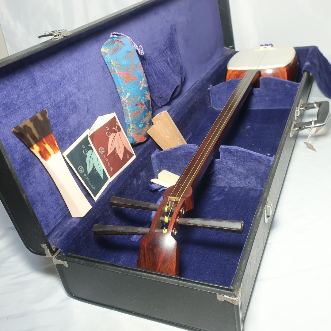 三味線 中棹 ハードケース 鼈甲撥 付属 地唄 和楽器 E26