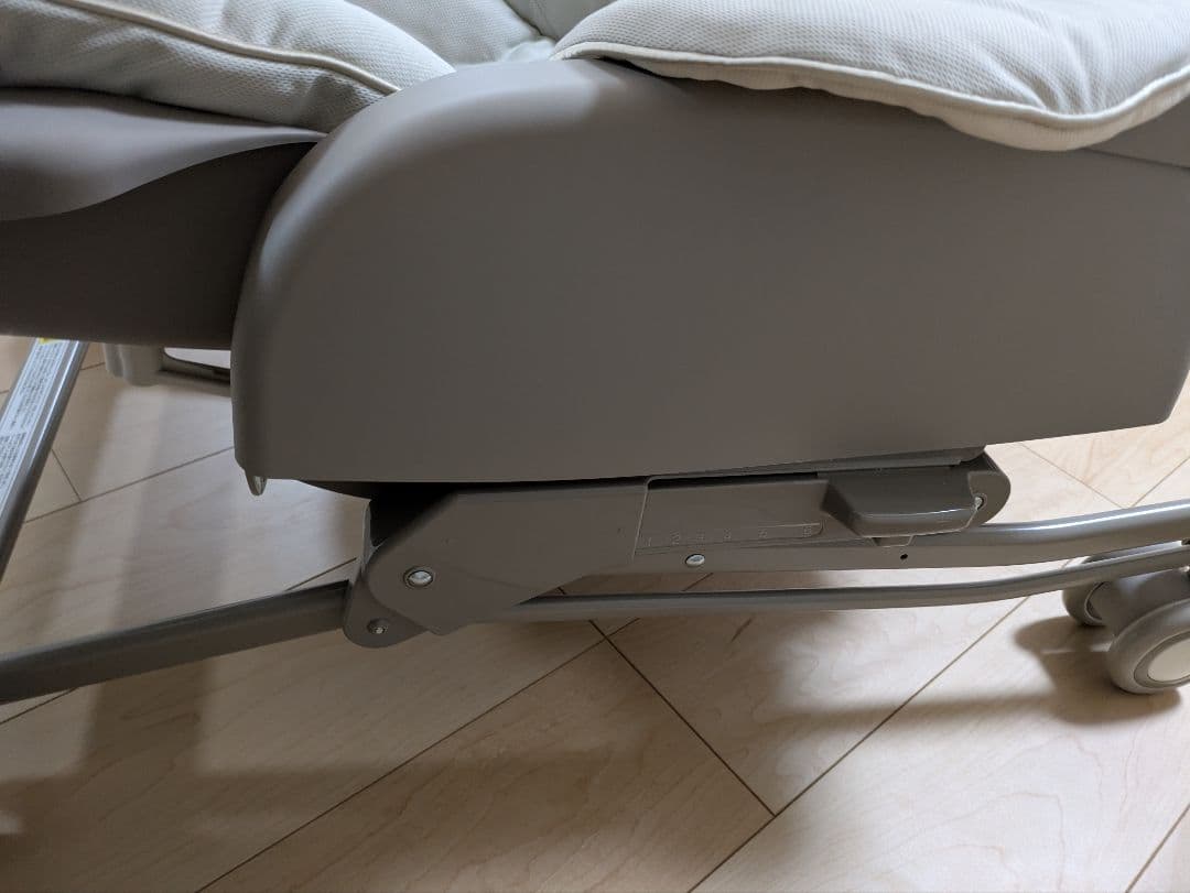 【美品】アップリカ ユラリズム スマート プレミアム ハイローチェア 手動