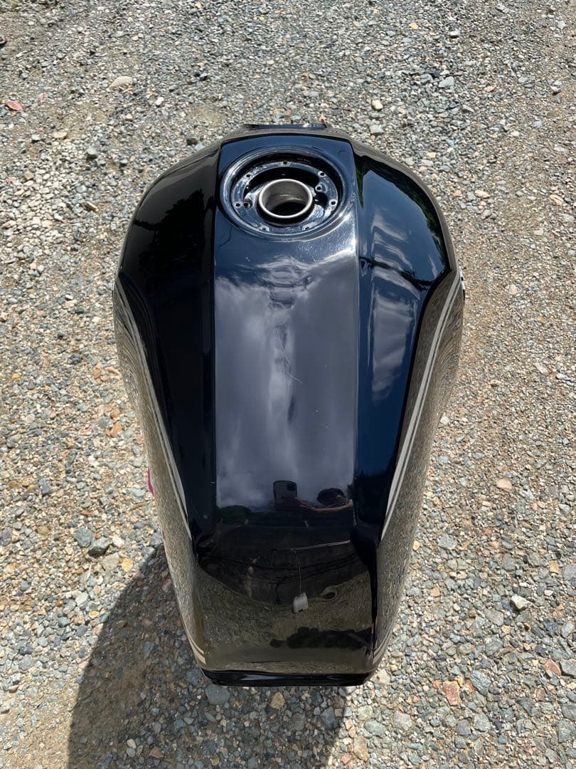 Kawasaki ZRX400 ガソリンタンク 錆なし