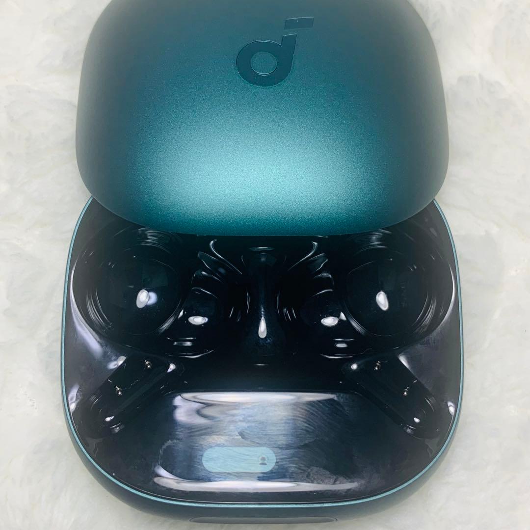 美品 Anker Liberty4Pro ディープグリーン 充電ケース　1