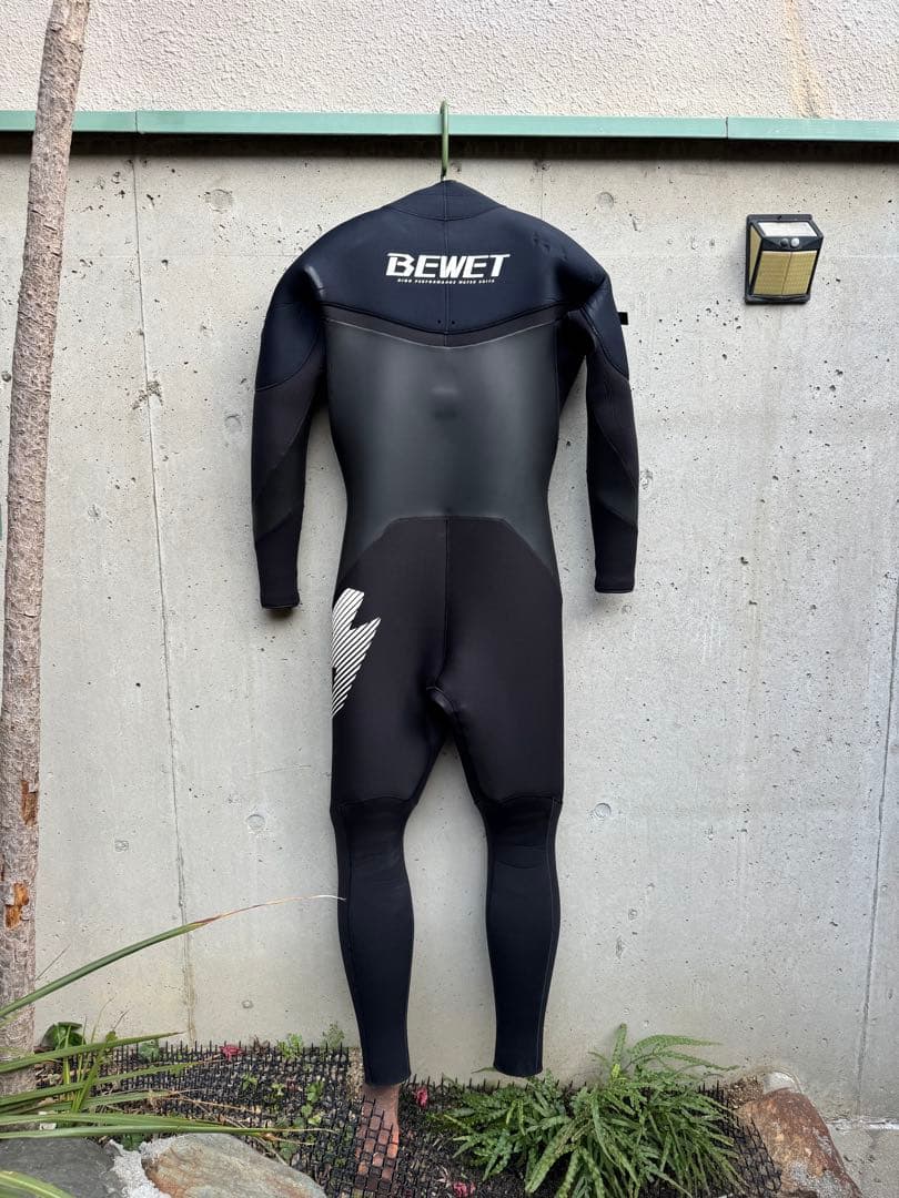 TOMO　ビーウェット セミドライ 5/3mm