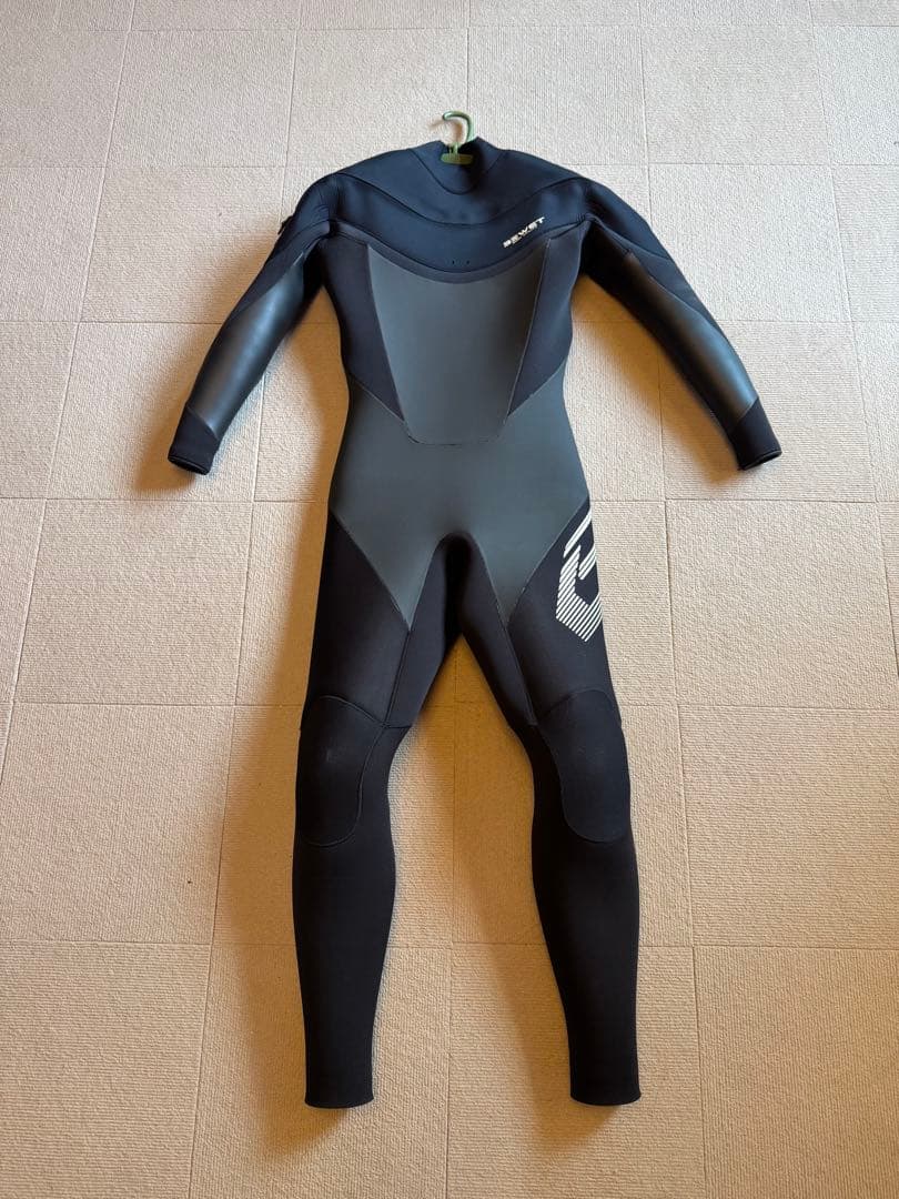 TOMO　ビーウェット セミドライ 5/3mm