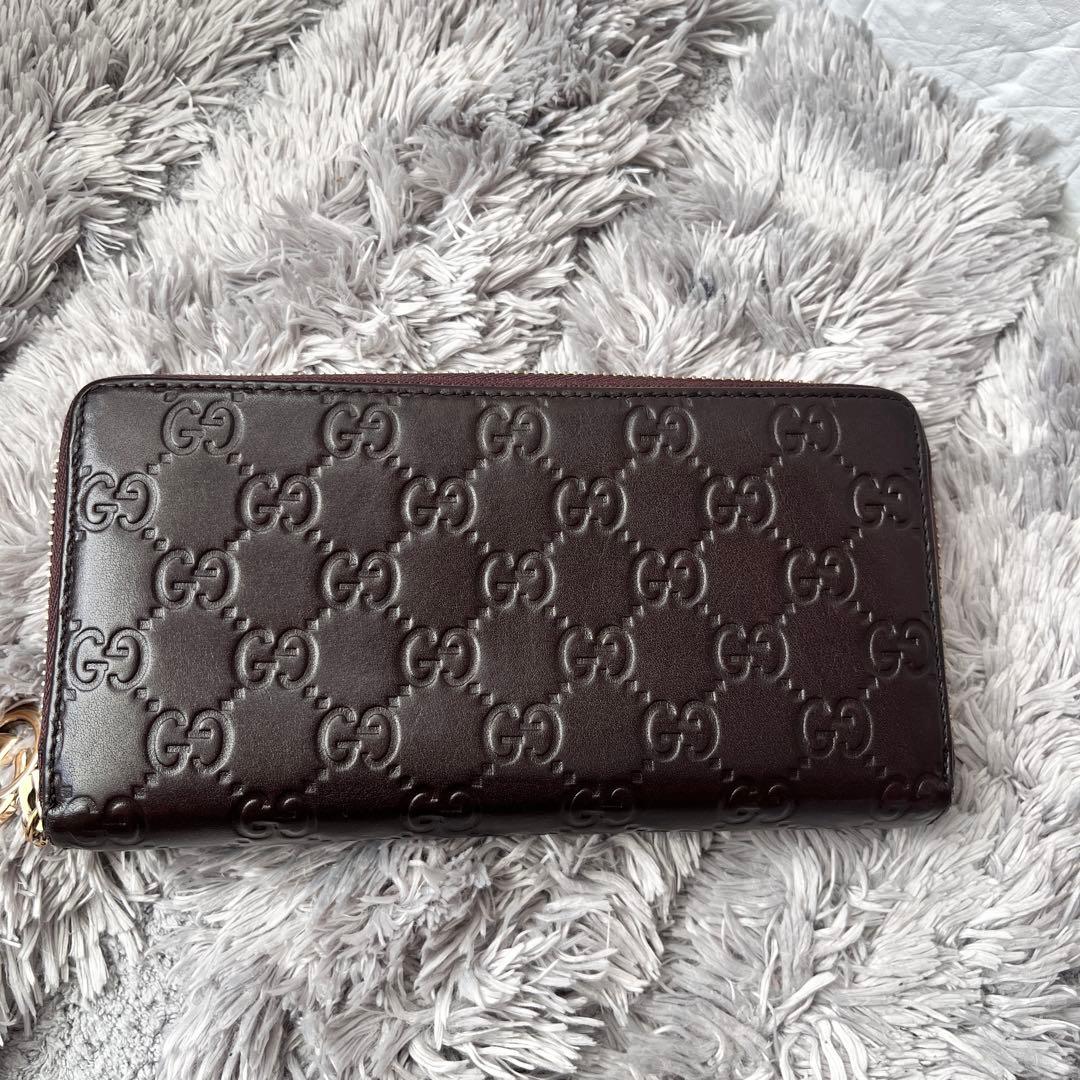 良品✨GUCCI ラウンドファスナー　シマ　ダークブラウン　インターロッキング