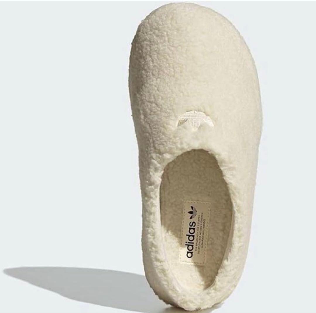 新品未使用アディダス adidas アディフォーム スタンミュール レディース￼