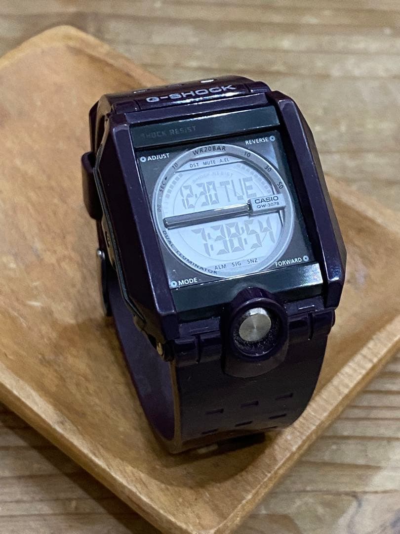 生産終了モデル G-SHOCK G8100 パープル