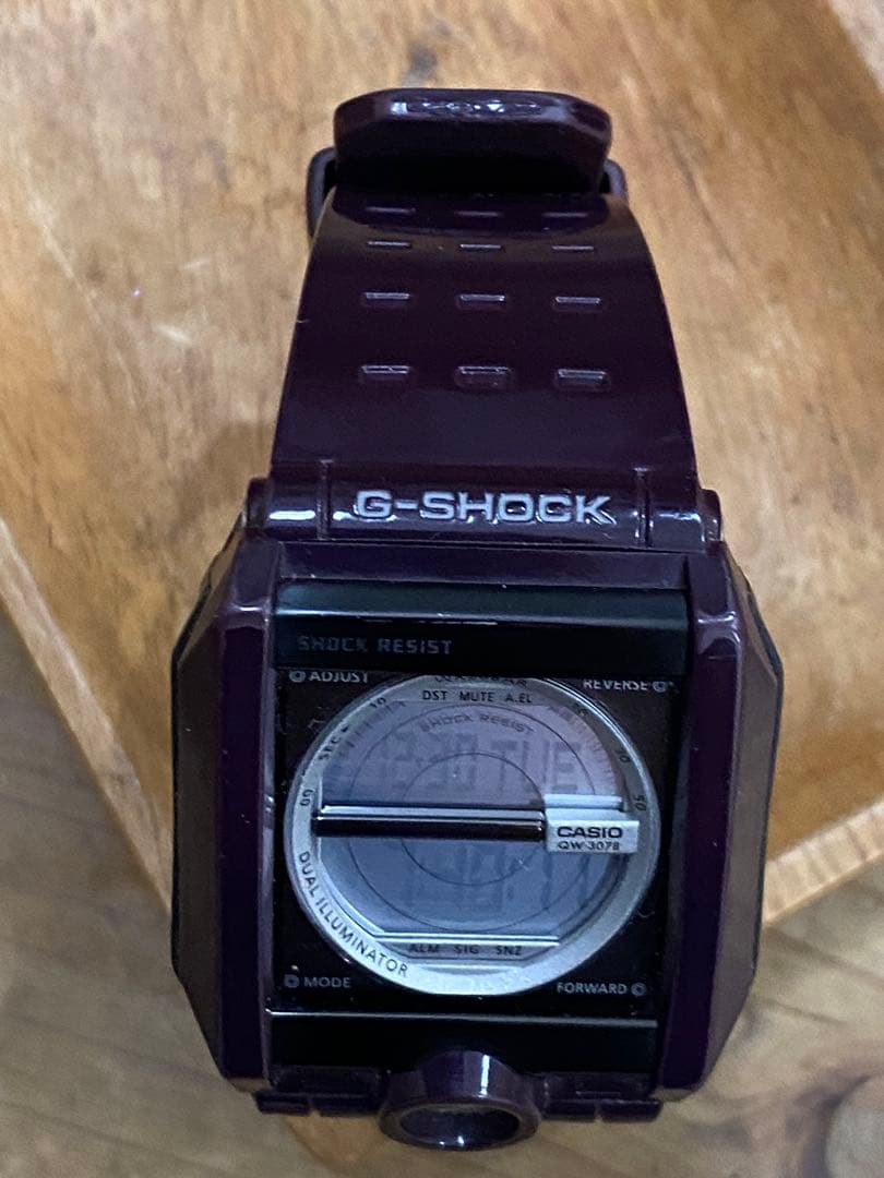 生産終了モデル G-SHOCK G8100 パープル
