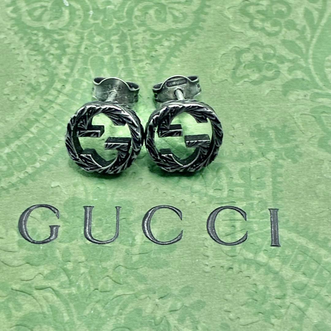 GUCCI グッチ　インターロッキング　ピアス　アラベスク　両耳　燻し　シルバー