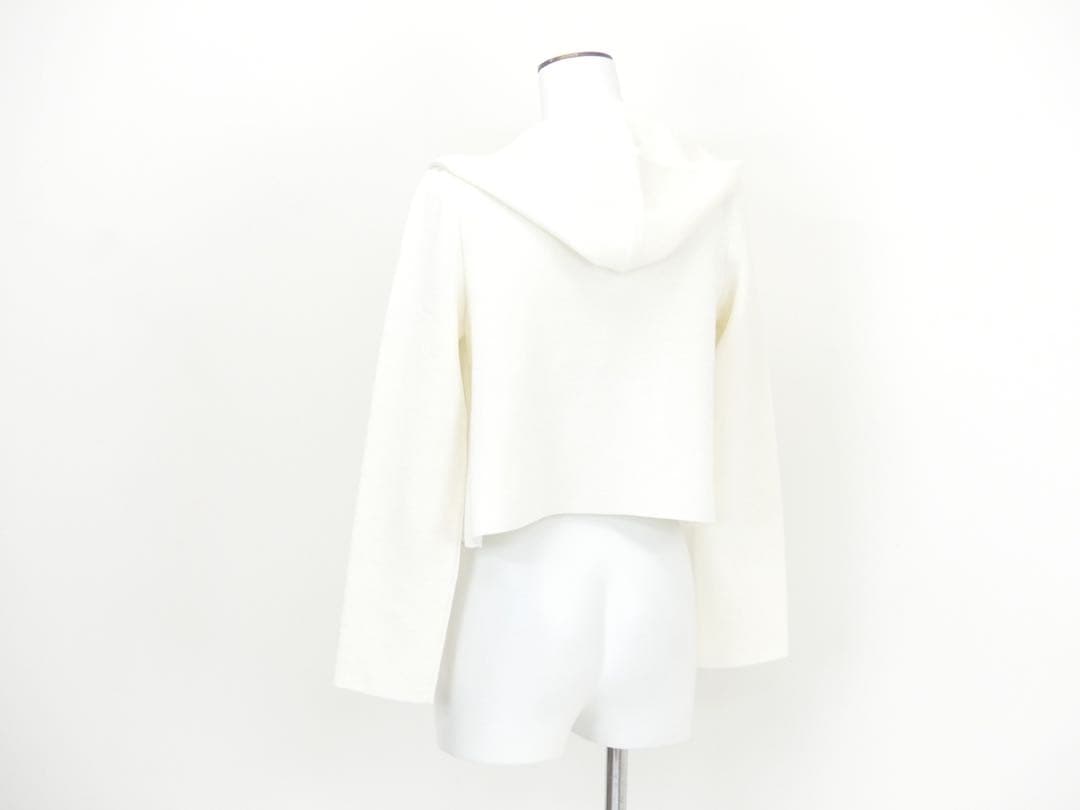 フォクシー ブティック リネンフーディパーカー白　40タグ付き新品