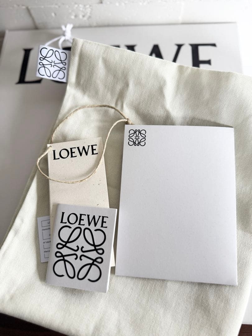 LOEWE ロエベ アナグラムバスケット スモール カゴバッグ