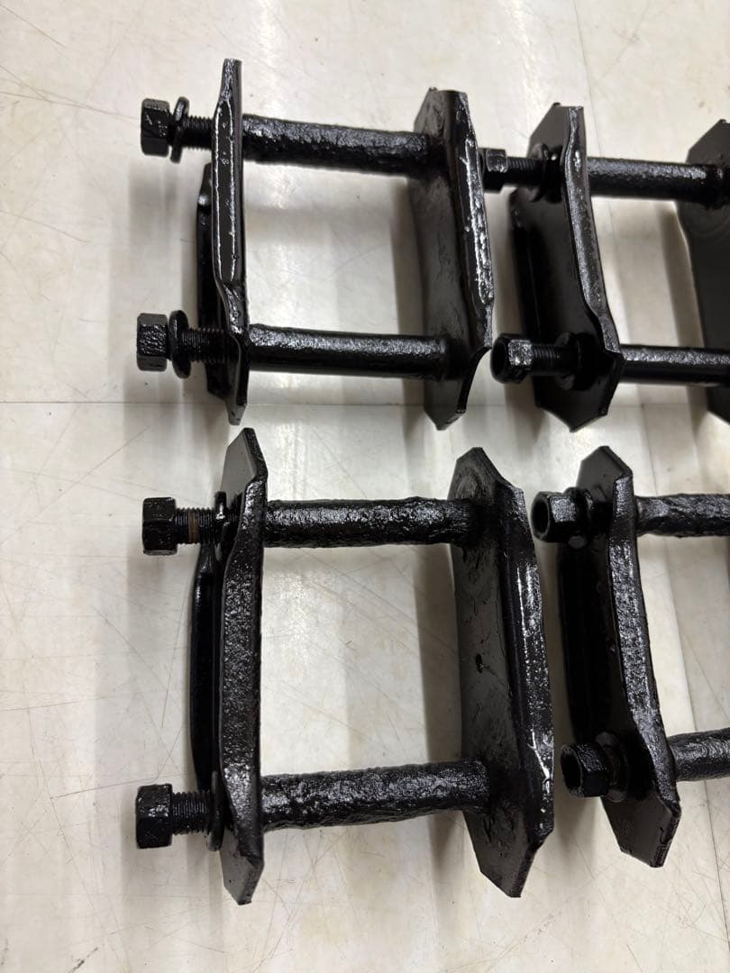 ジムニー JA11 純正シャックル