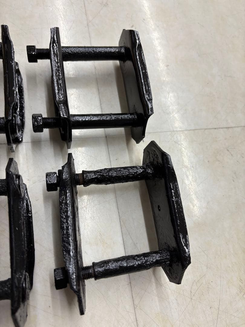 ジムニー JA11 純正シャックル