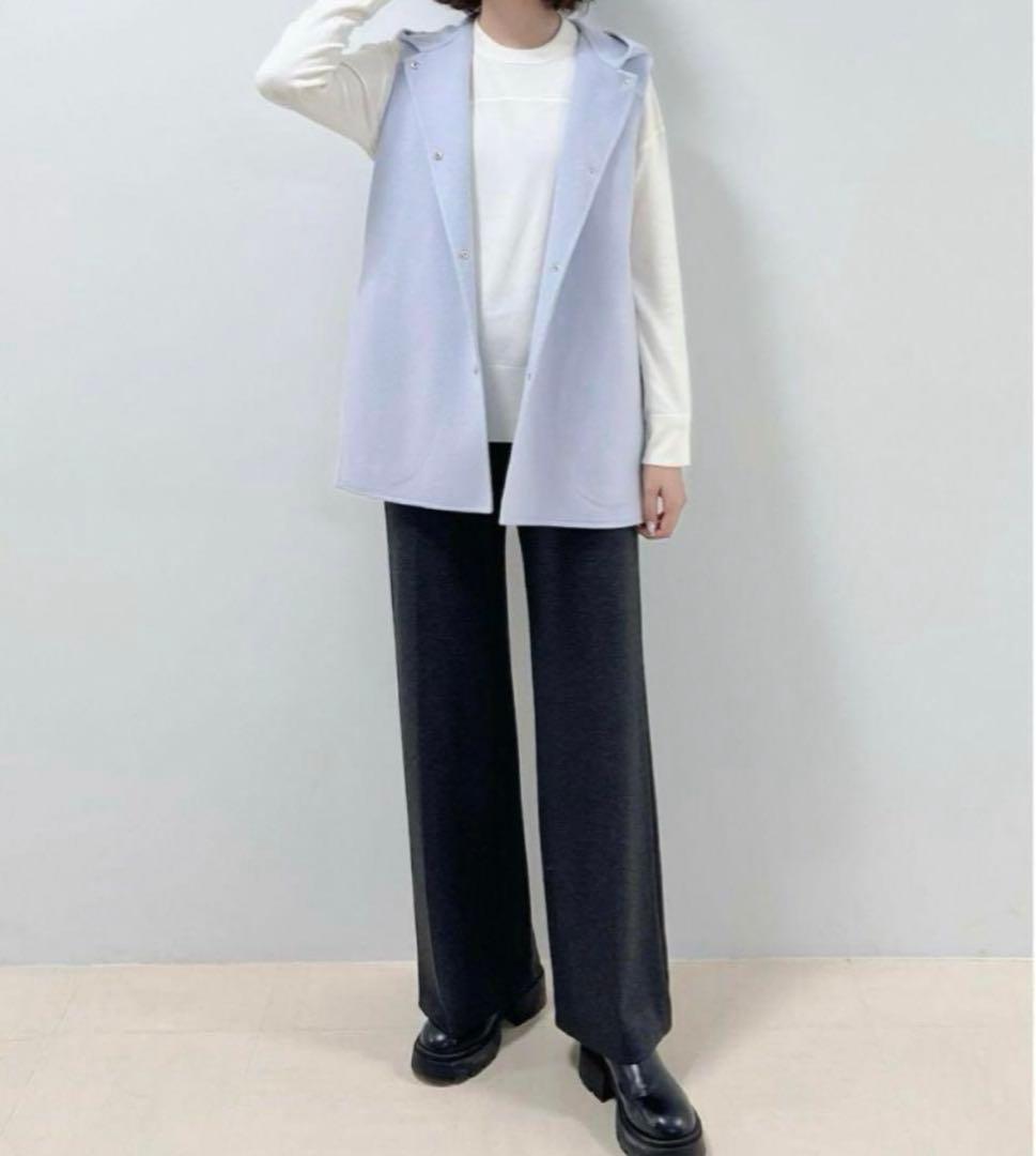theory セオリー ベスト ジレ　アイスブルー完売