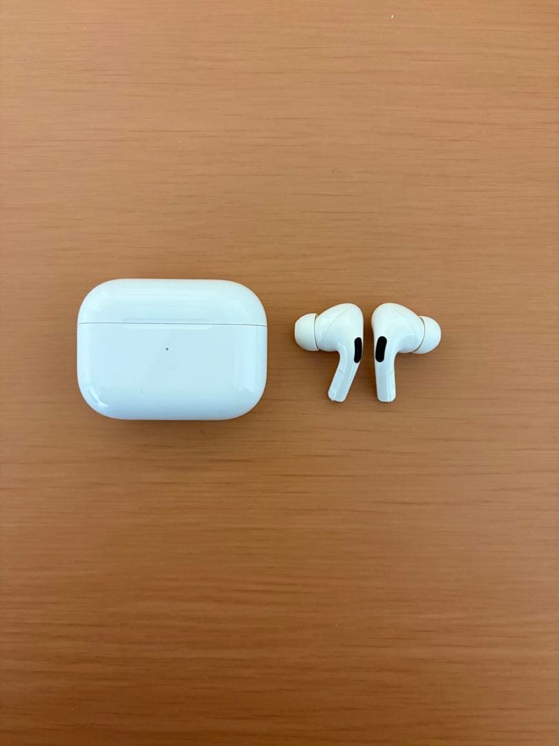 【早い者勝ち✨️】AirPods Pro 本体 充電ケース付き