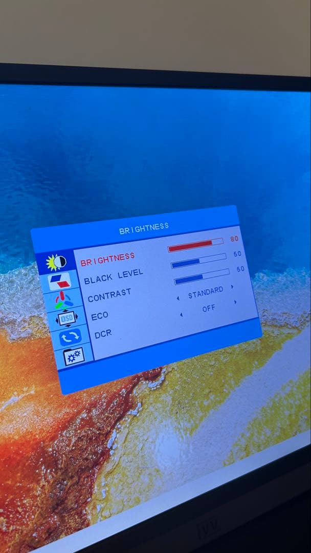 IVV 4Kモバイルモニター モバイルディスプレイ