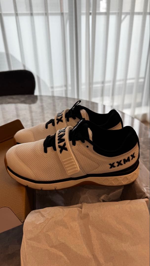 XEXYMIX トレーニングシューズ 24.0cm ホワイト/ブラック