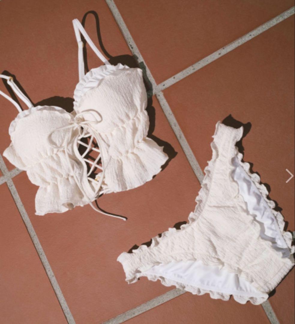 ♥️RAVIJOUR コルセットビキニ　ホワイト♥️