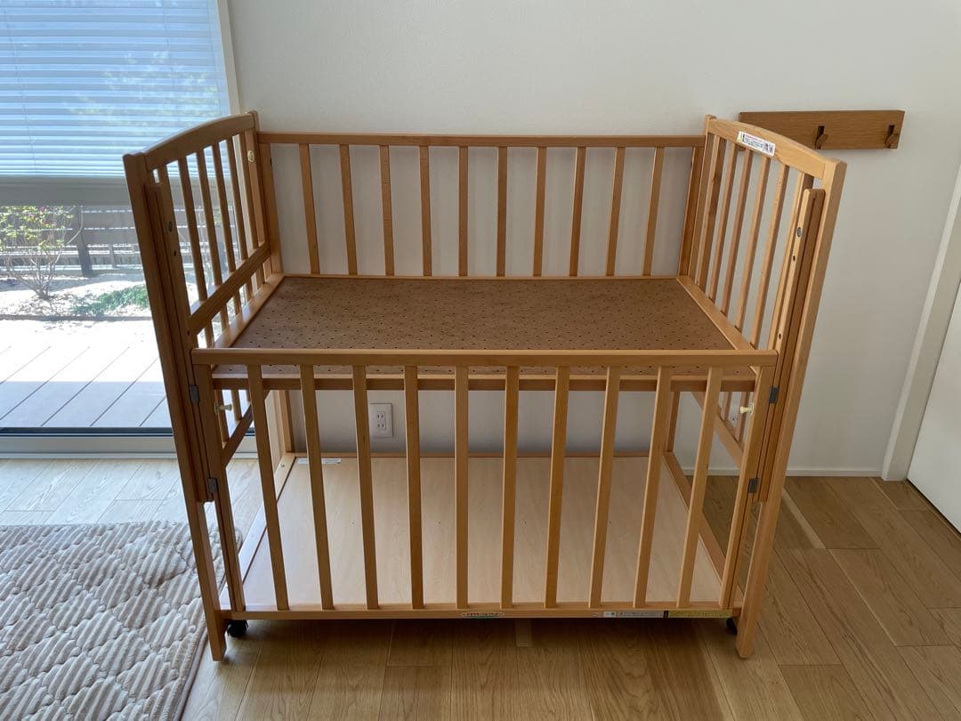 ヤマサキ　ベビーベッド ツーオープン　ハイタイプ