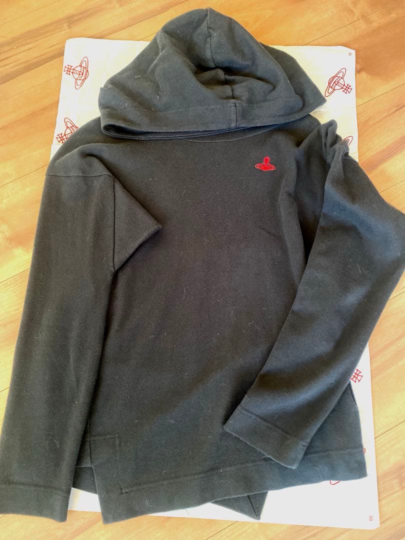 ヴィヴィアンウエストウッド アシメ　パーカー