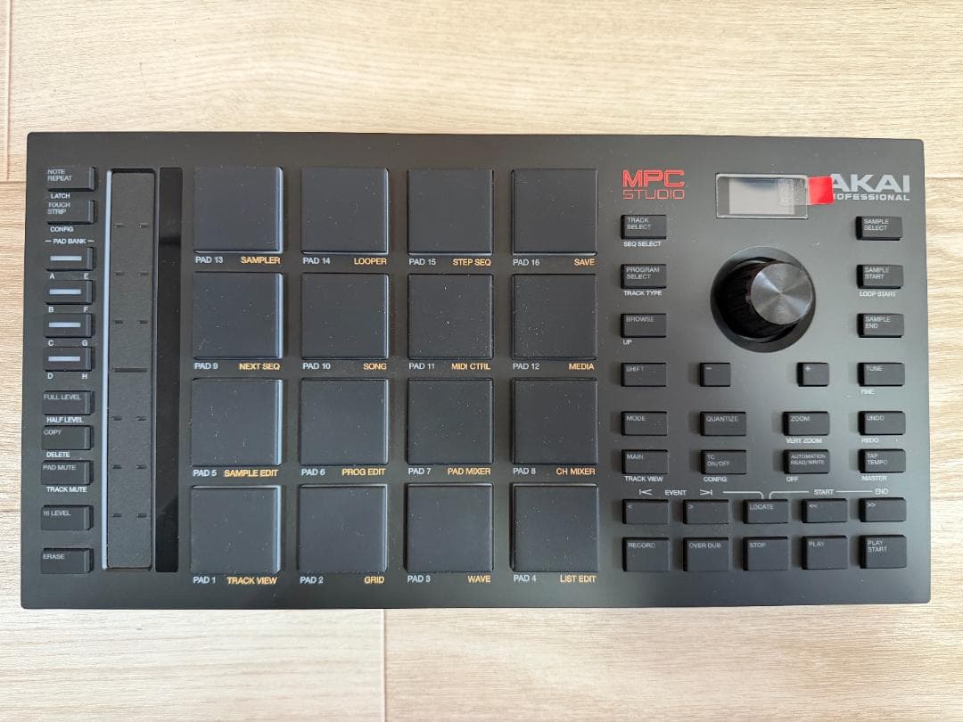 AKAI MPC STUDIO｜MIDIパッドコントローラー｜新品未使用