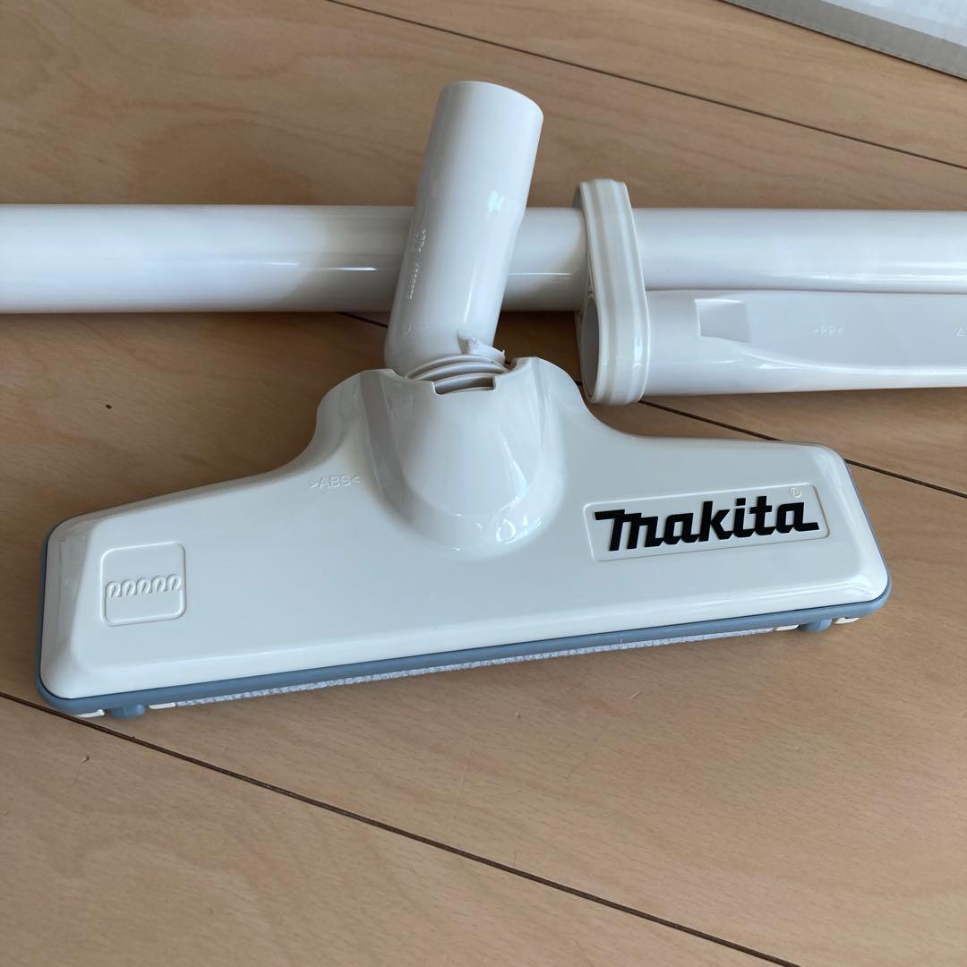 マキタ コードレスクリーナー 紙パック充電機内蔵CL115FDWI スタンド付き