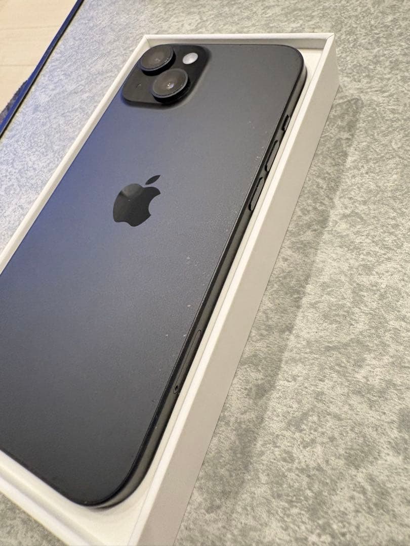 iPhone15 128GB ブラック