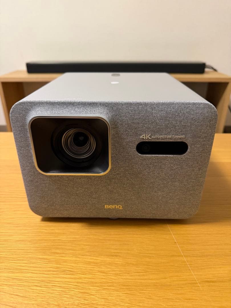 【美品・おまけ付き】BenQ TK705STi 4Kスマートホームプロジェクター