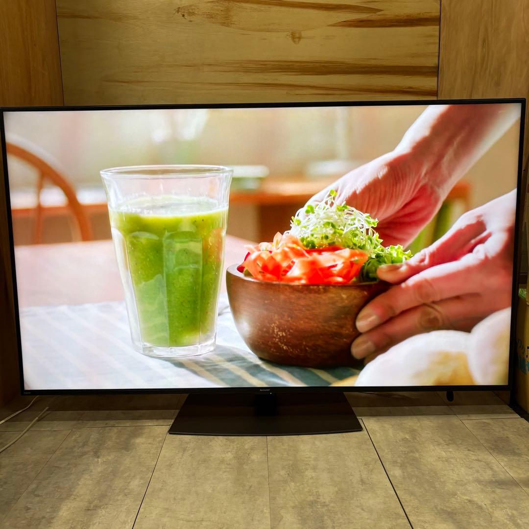 一都三県限定　配送設置無料　4K液晶テレビ　SHARP シャープ　70インチ