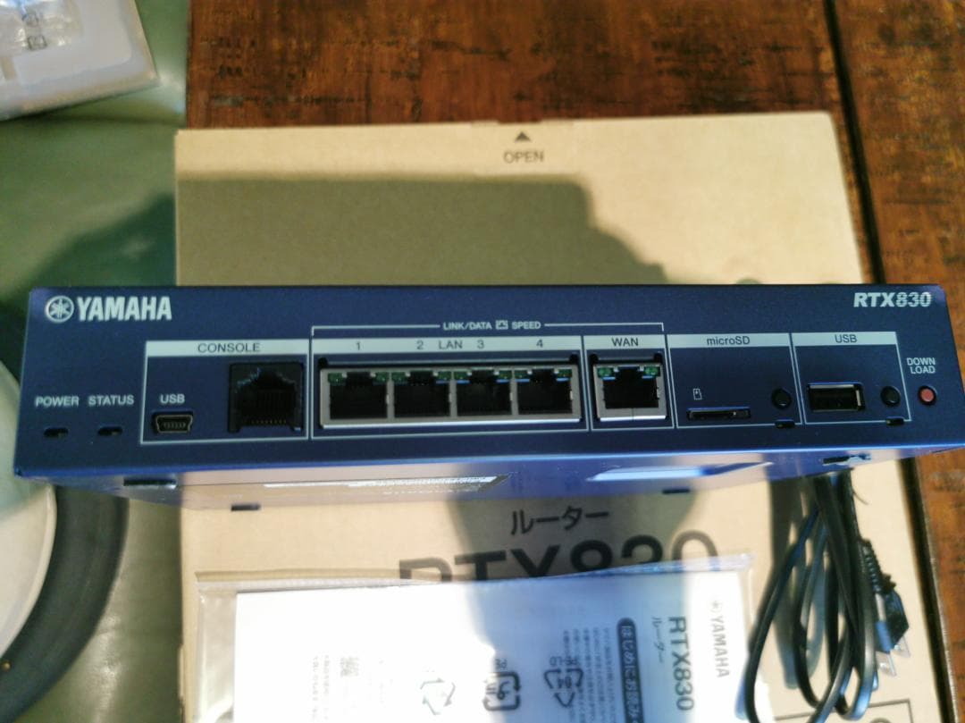 高性能ルーターYAMAHA RTX830 ギガアクセス【動作確認済】