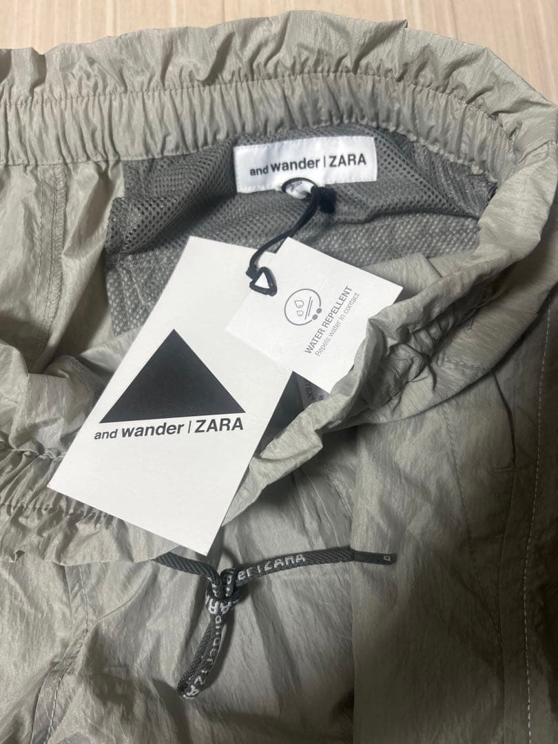 and wander ZARA パンツL