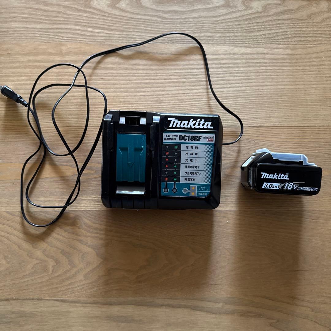 マキタ　コードレス掃除機　CL182FDZW セット　クリーナ