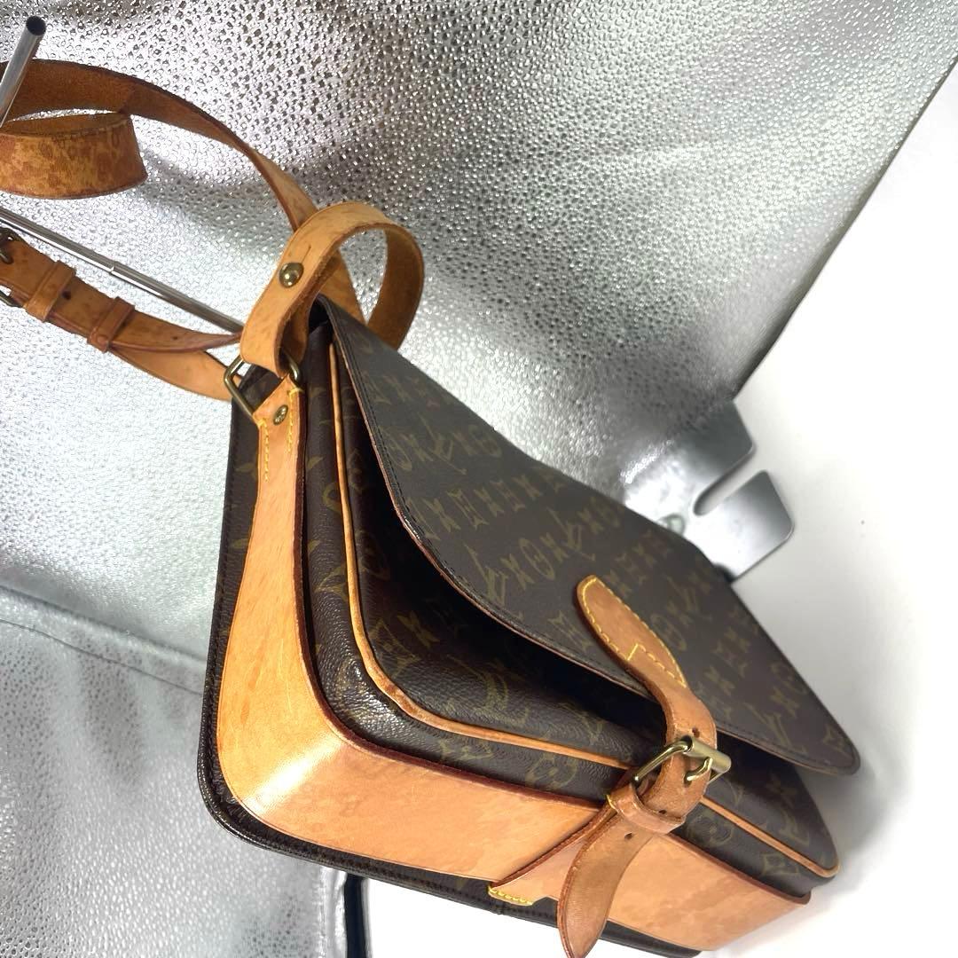 ルイヴィトン　カトシエール　M51252 ショルダーバッグ