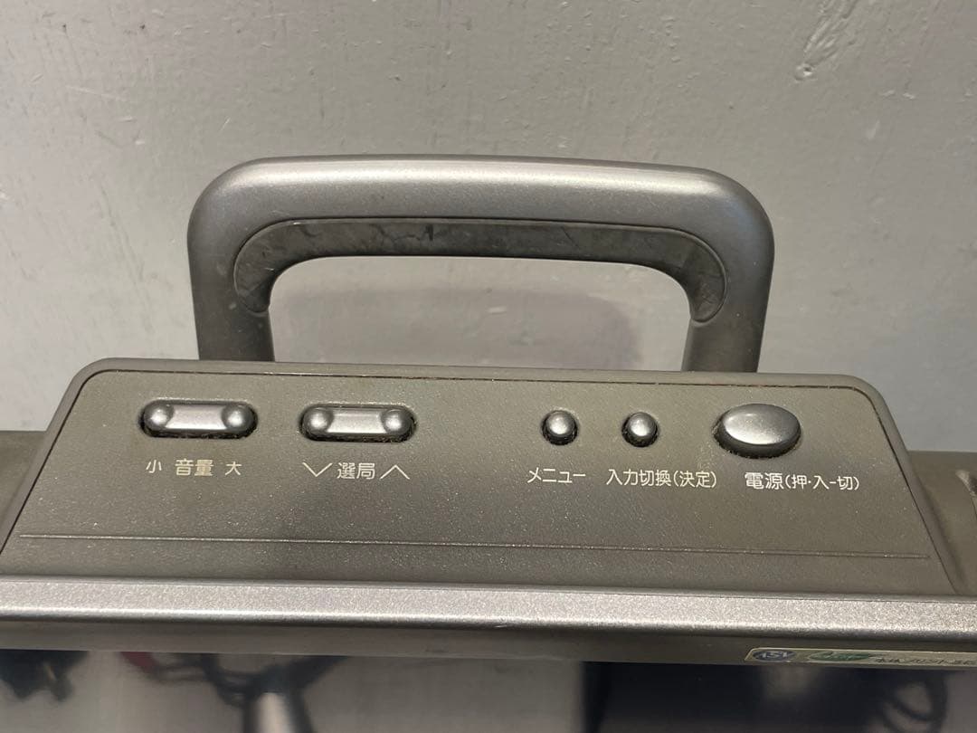 【SHARP/シャープ】液晶カラーテレビ　LC-13C5-S 通電確認済