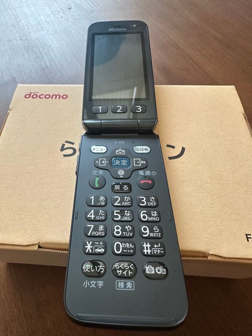 docomo ドコモ らくらくホン F-41F ネイビー