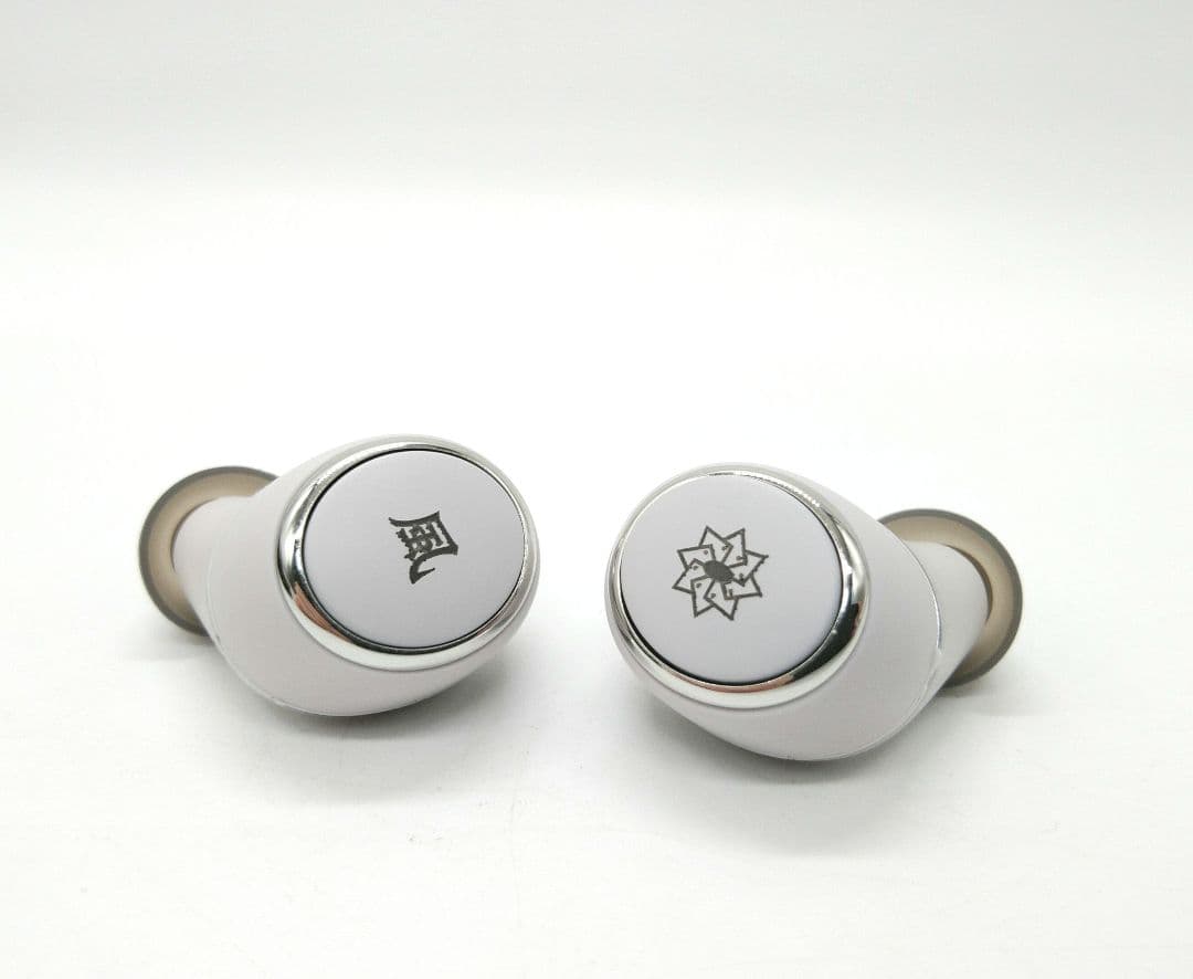 鬼滅の刃　不死川実弥　ワイヤレスイヤホン