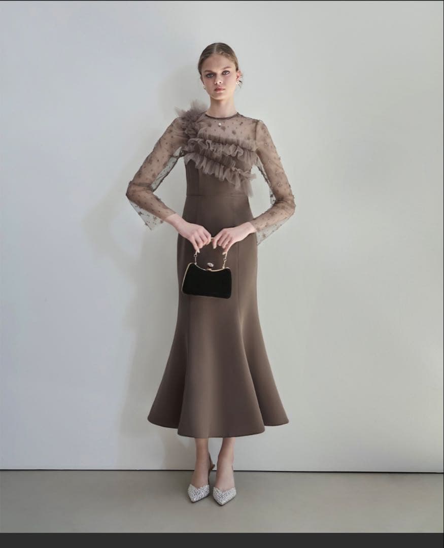 Rikoブラウン フリル付きマーメイドドレス