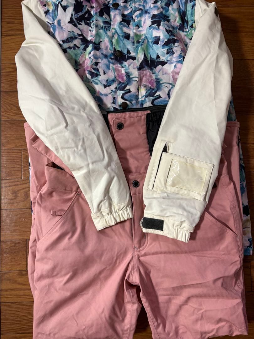 スノーボードウェア　レディース　M 上下セット