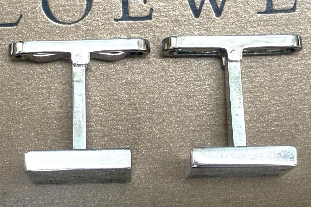 54 ロエベ LOEWE シルバー スクエア カフリンクス カフス ロゴ 箱