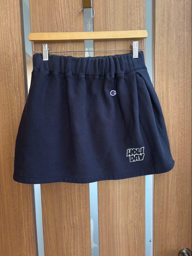 HOLIDAYプロデュースのチャンピオン✖️JOURNAL STANDARD