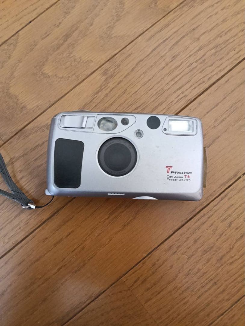 京セラ　tproof フィルムカメラ