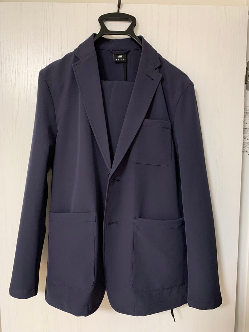 ⭐︎新品未使用⭐︎ ニューバランス THE CITY ジャケット パンツ 上下セット