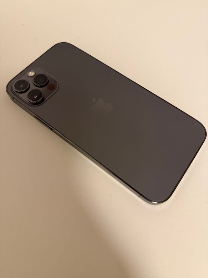 Apple iPhone 12 Pro グラファイト　512GB