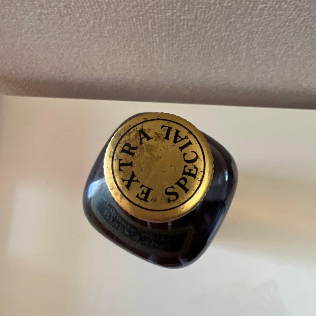 ジョニーウォーカーブラックラベル　700ml 古酒