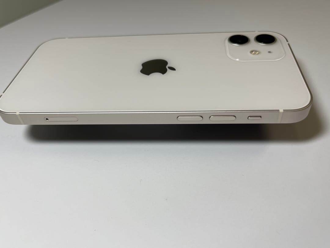 美品！iPhone 12 ホワイト 128GB Sim Free!