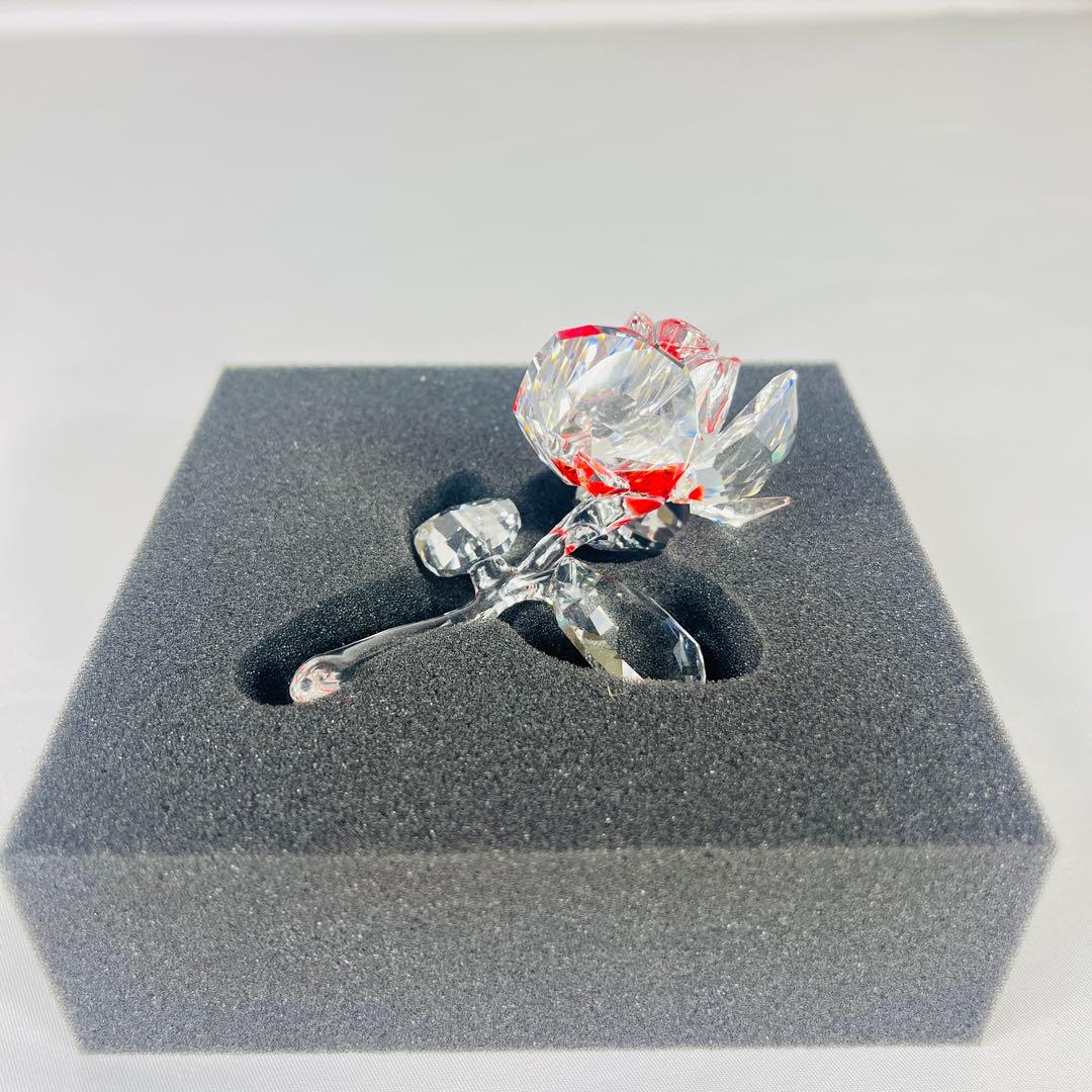極美品 Swarovski スワロフスキー ブロッサミングローズ レッド 薔薇