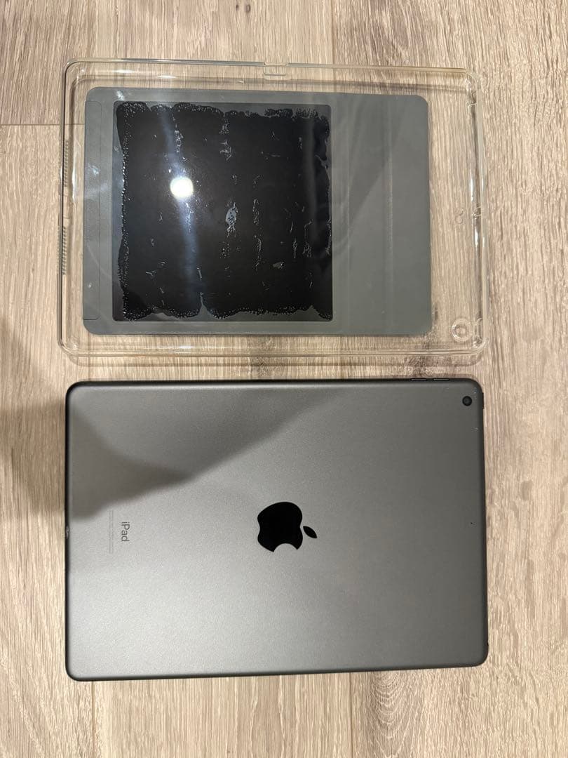 Apple iPad (第７世代) Wi-Fi 32GB スペースグレイ