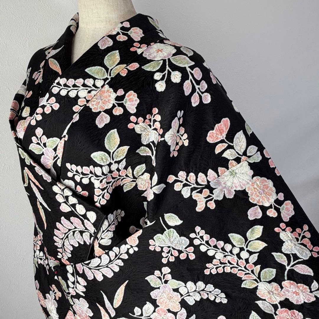 超美品　正絹　小紋　和装　着物　袷　168裄66 三越　辻ヶ花　トール　黒　薄紫