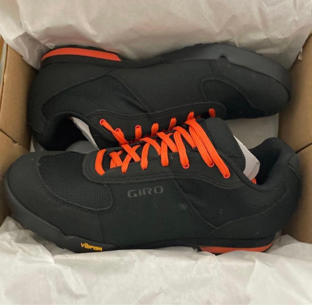 Giro RumbleVR ブラック/グローウィングレッド 41(25.5cm)