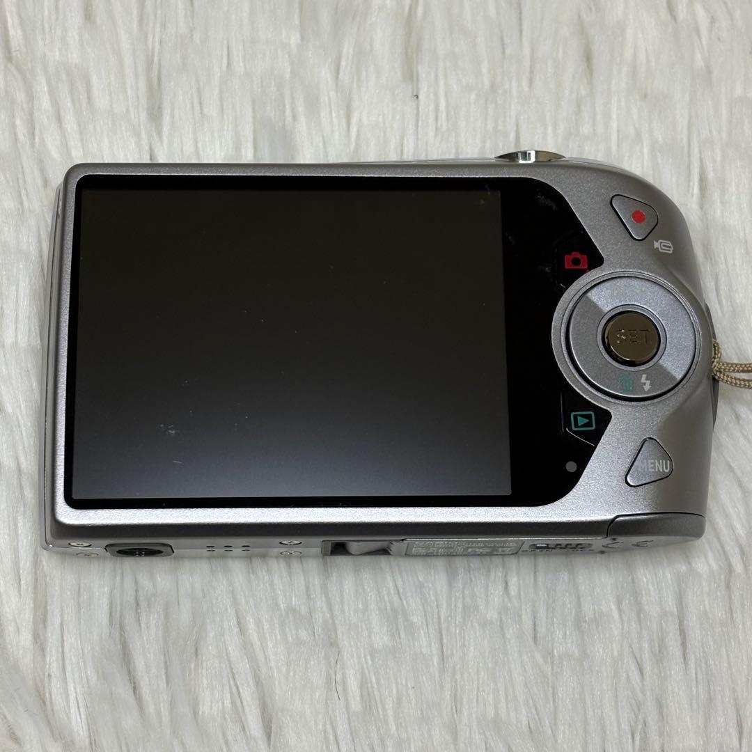 CASIO カメラ　EX-Z2000 充電器　箱　シルバー コンデジ　動作品